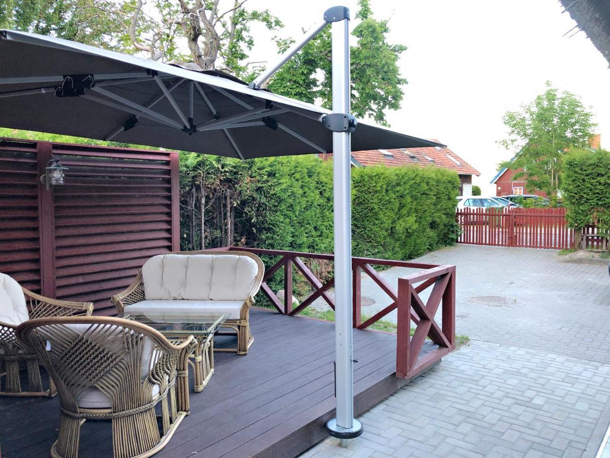 Heritage House With 2 Bedrooms & Free Parking Huoneisto Nida