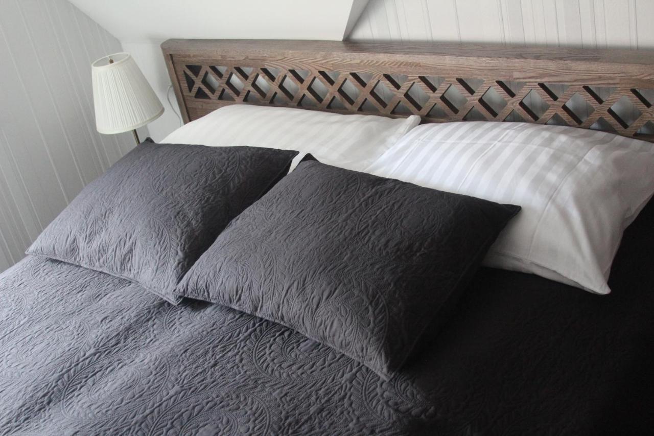 Heritage House With 2 Bedrooms & Free Parking Huoneisto *