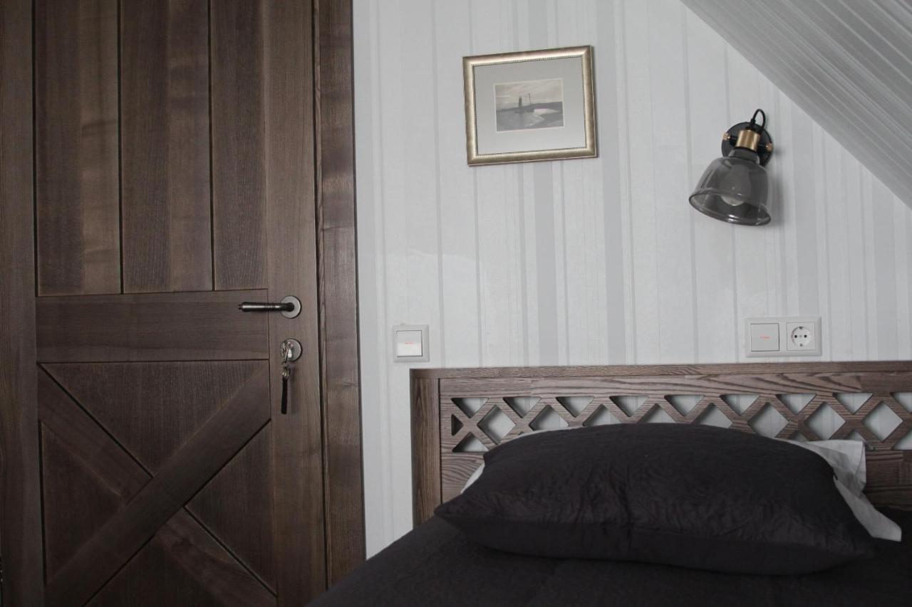 Heritage House With 2 Bedrooms & Free Parking Huoneisto Nida